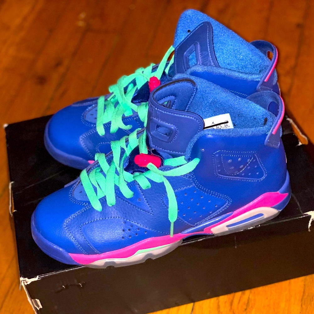 Jordan 6 nicki manaj